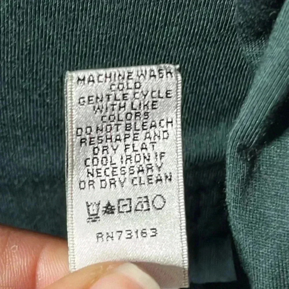 Neiman Marcus Forrest Green Ruffled Top Size L - Picture 6 of 6